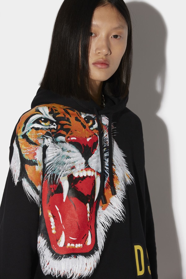 D2-Tiger Cool Hoodie BLACK