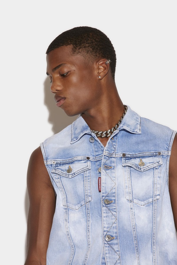 Over Jean Vest