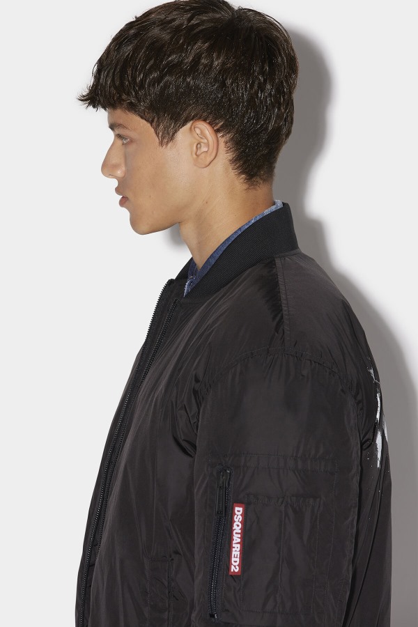 Icon Spray Zip Bomber