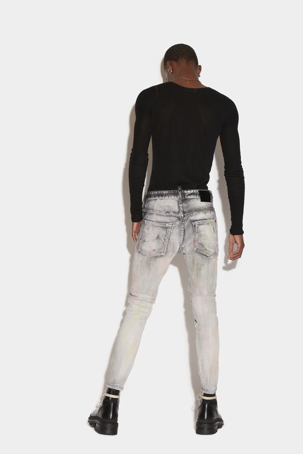 Squat Wash Skater Jeans