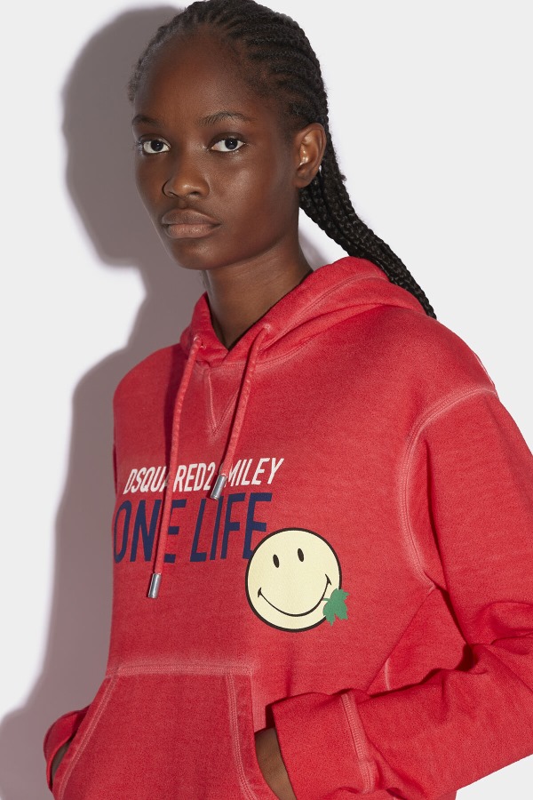 Smiley Organic Cotton Cool Fit Sweatshirt RED D2
