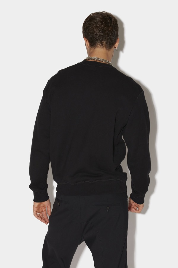 Be Icon Sweatshirt BLACK D2