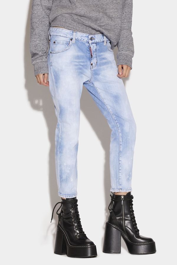 Light Sunny Day Wash Cool Girl Cropped Jeans