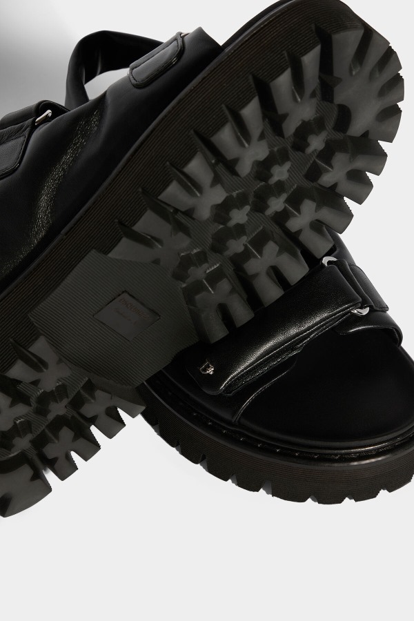 Finn Flat Sandals D2 BLACK