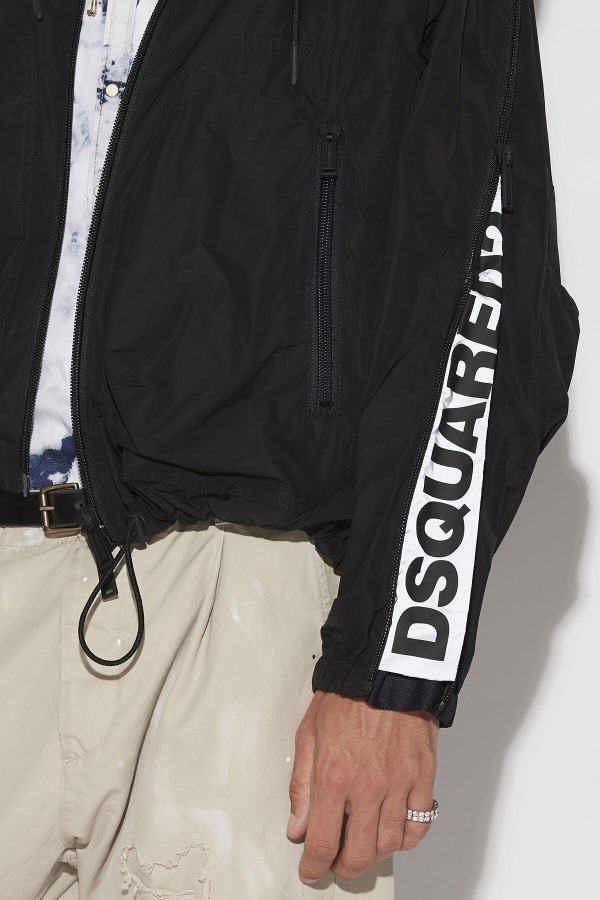Hidden Logo Zip Bomber