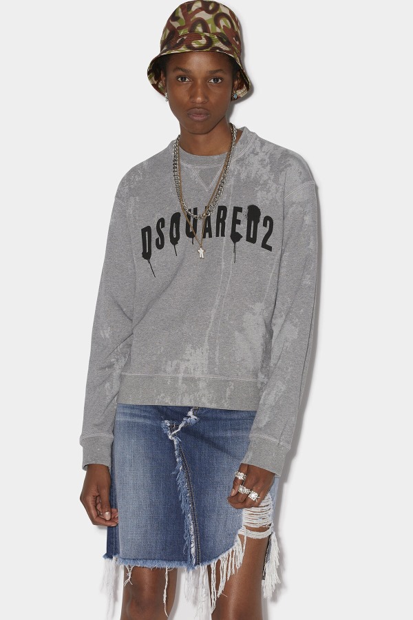 Spray Logo Sweater