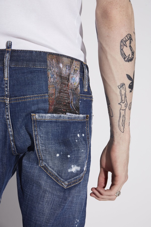 Dark Reveal Wash Sexy Twist Jeans